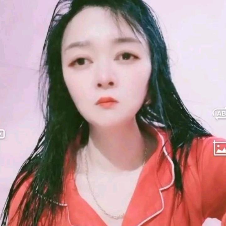 英子868749🤷‍♂️