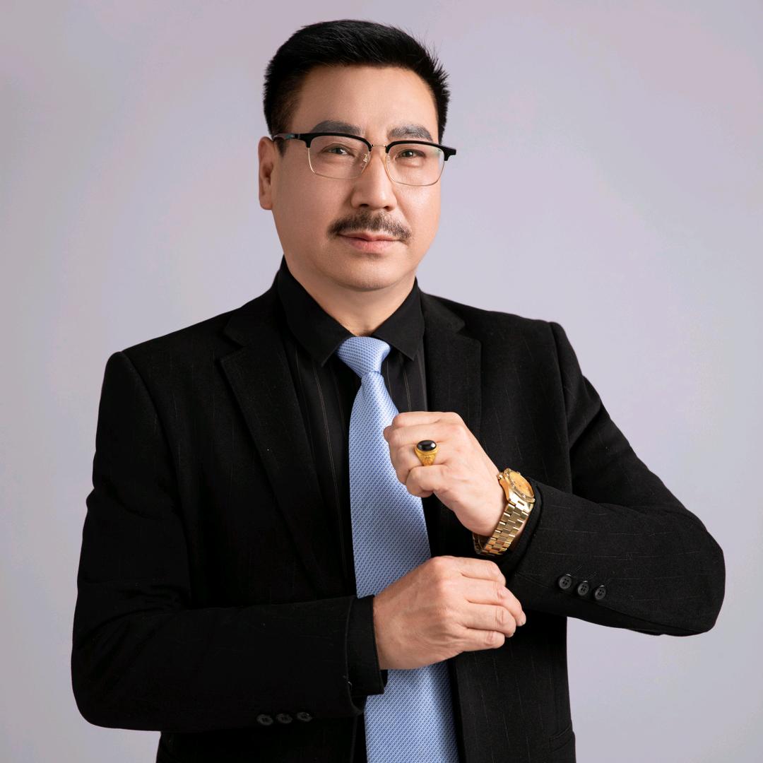 韩忠成，珺腾影视文化！