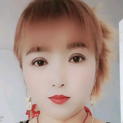 小芳😘❤️💞