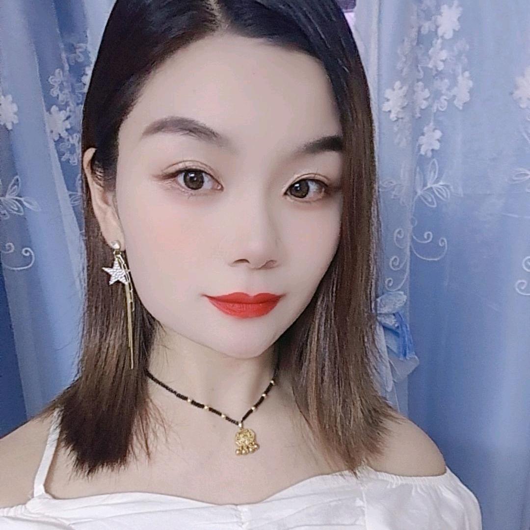 小何《连赞拉黑》