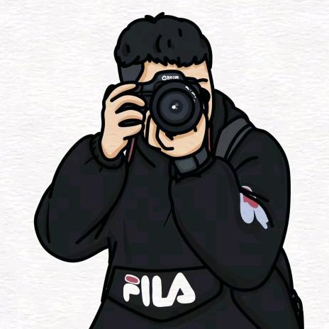 不会拍照的小梁📷