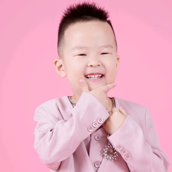 多乐  东北小爷们