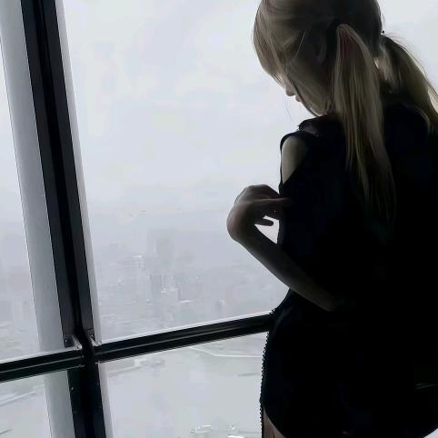 请你一直讨厌我