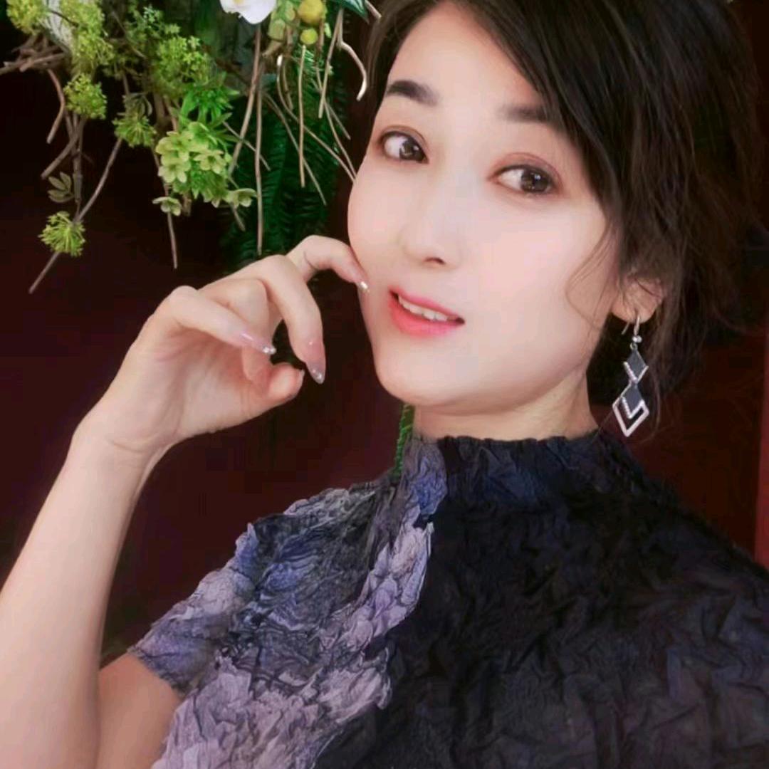 快乐女神💃(晚上8.30直播)