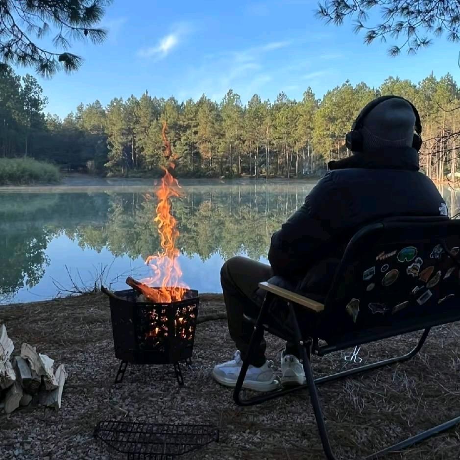 小王爱钓鱼🎣