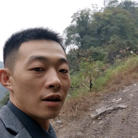 镇雄恒创炉具体验店