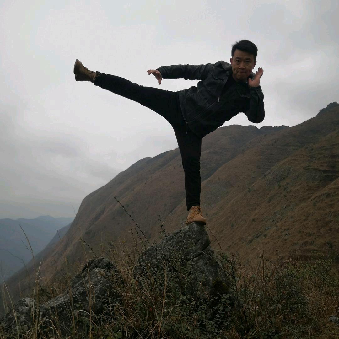 戏 子