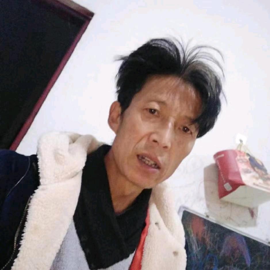 伤心的人（黎）