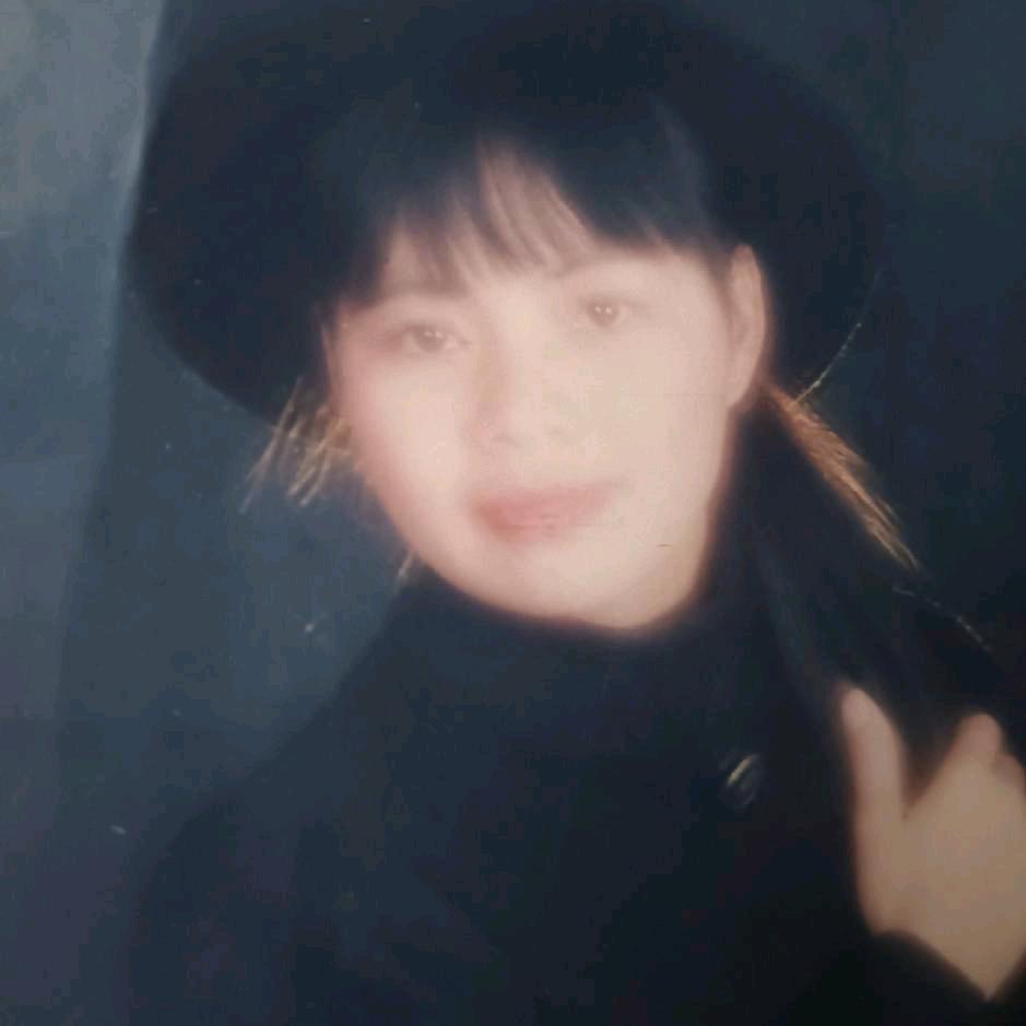 .小莫