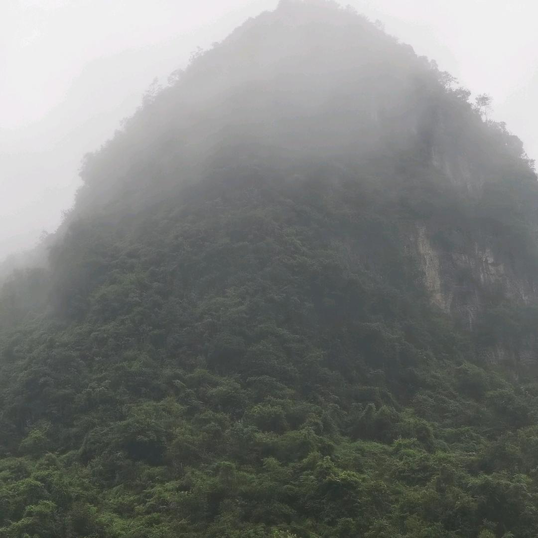 开着火箭跑高速
