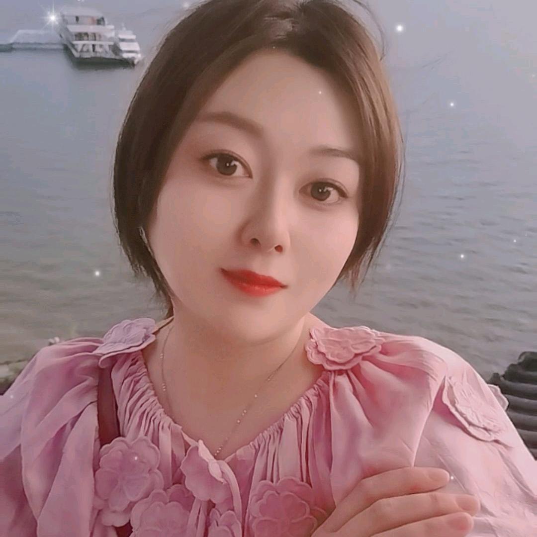 快乐的颖宝宝🌈🌈🌈