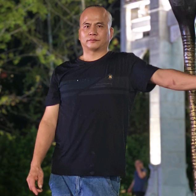 六哥洗车专业。