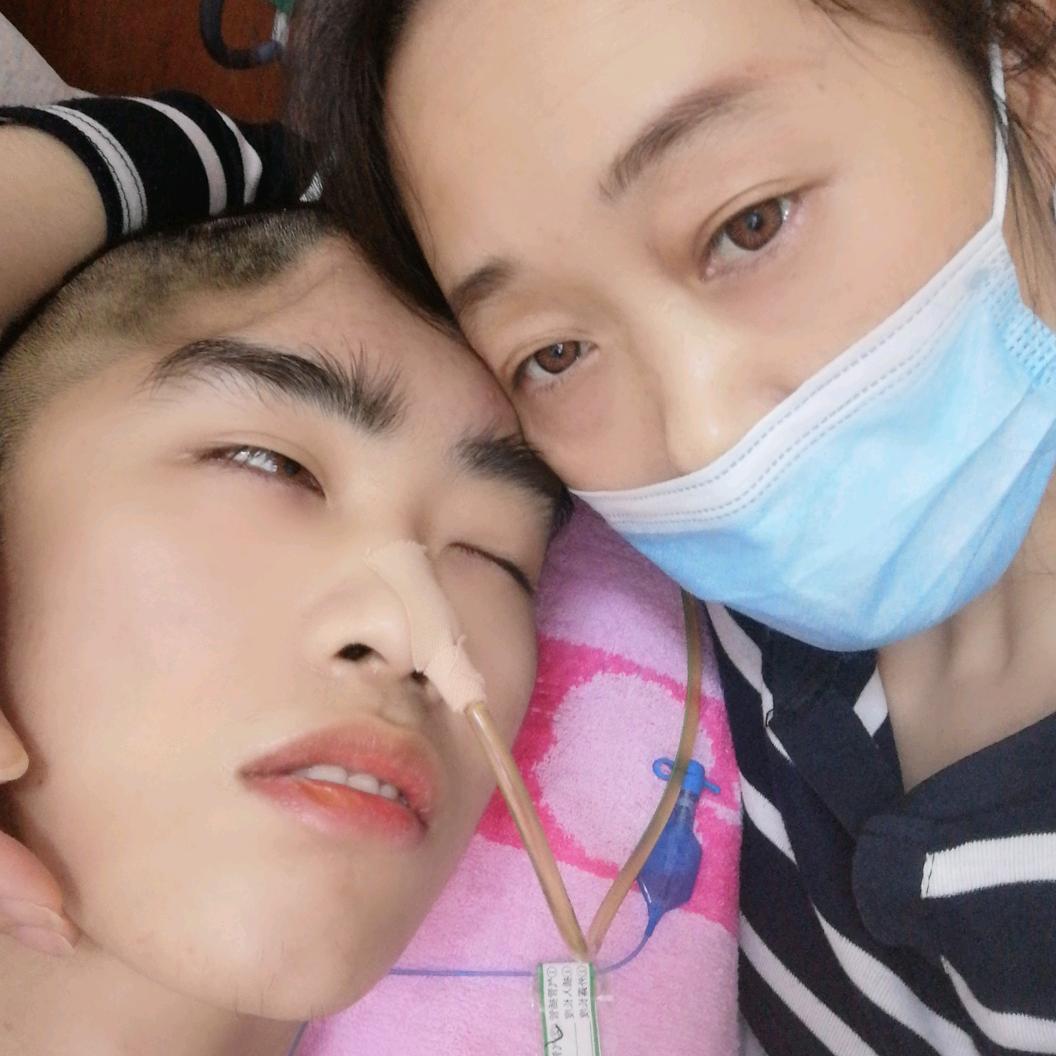 为你而活（守护小杰）橱窗营业中