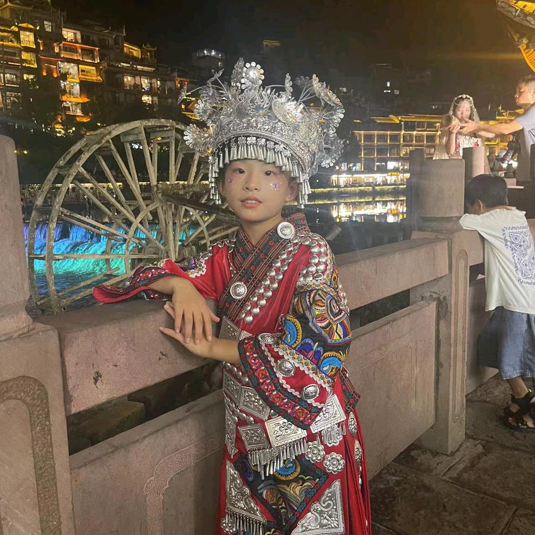 周依涵