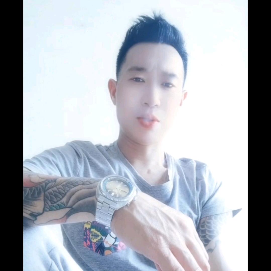 (╭☞•́⍛•̀)那傷誰懂╭☞