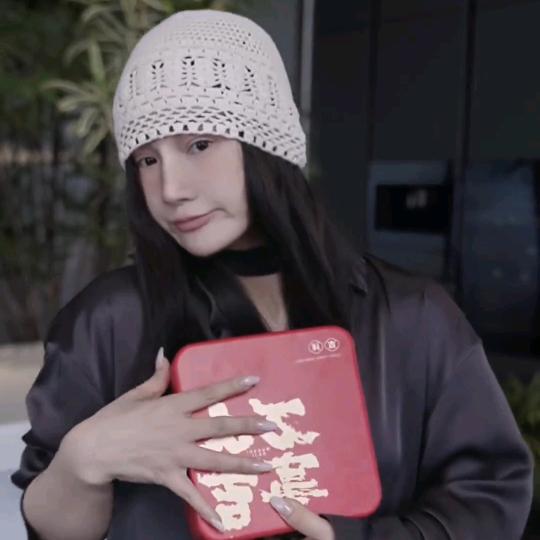 洛哥(授权女装精选）