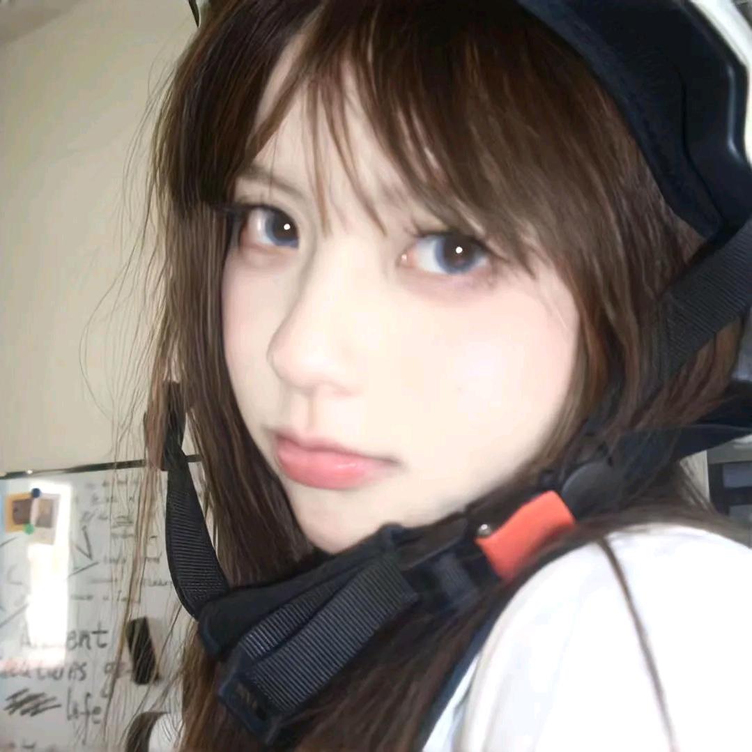 美女也会ᵉᵐᵒ