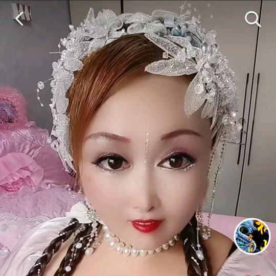谁家娘子