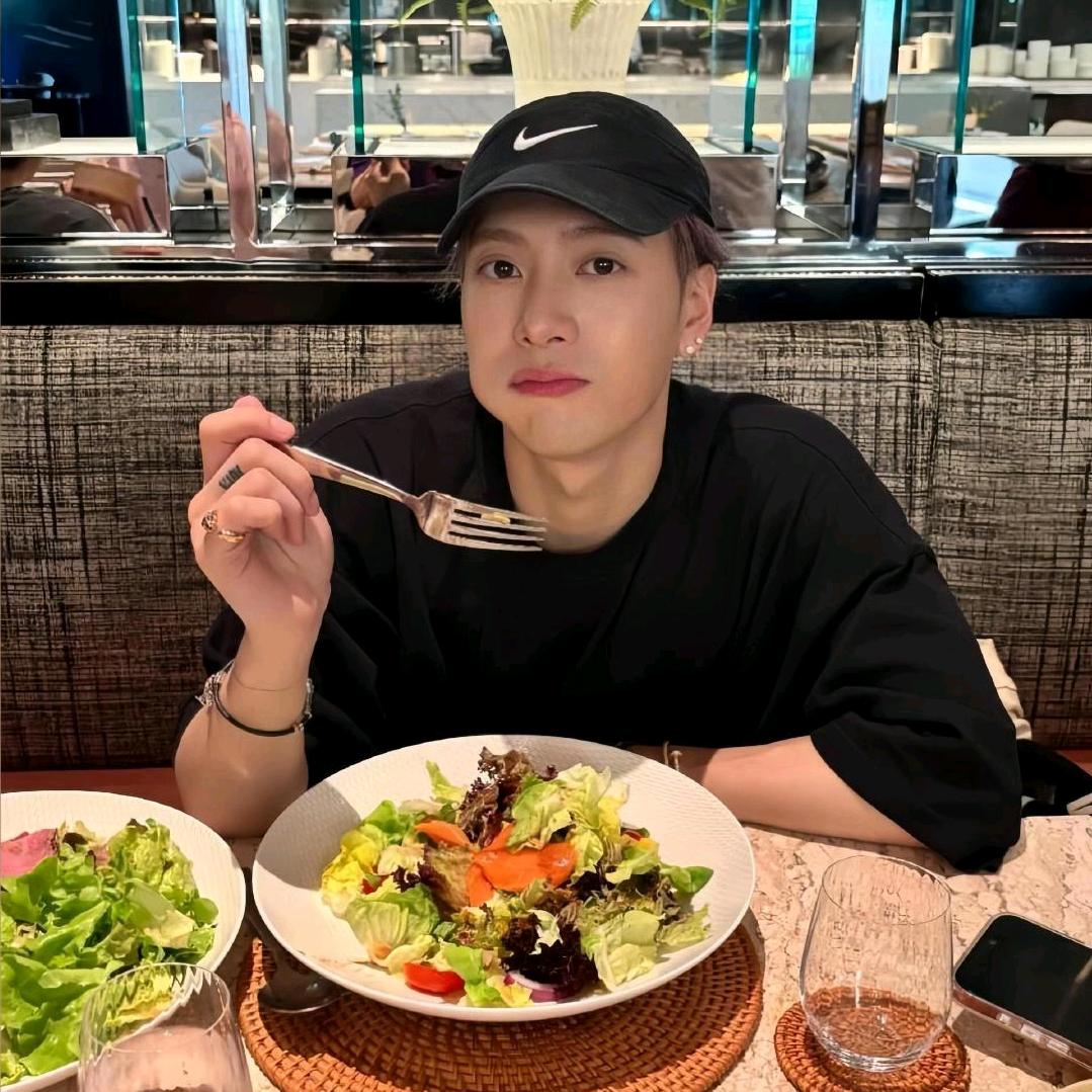 幻灵鬼服—嘉尔