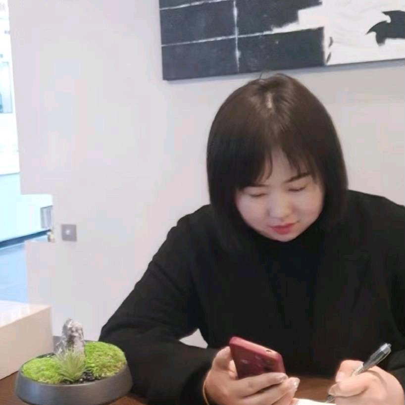 张嫚