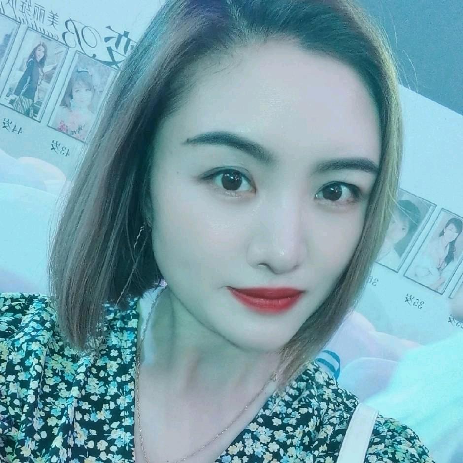 楼梯女神