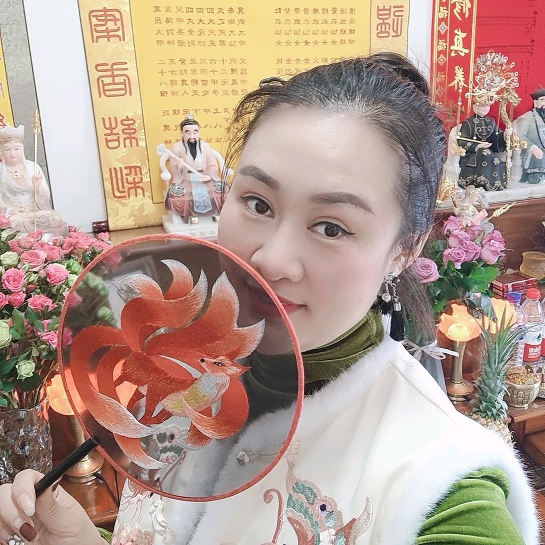 🐉龙灵儿(专业代烧，手工折纸，招学员)