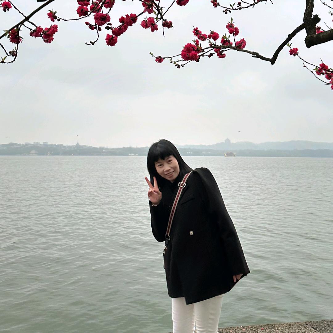 福鼎市萨米特瓷砖～王爱国