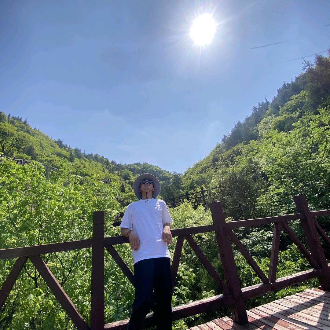 峡谷该溜子（老六）