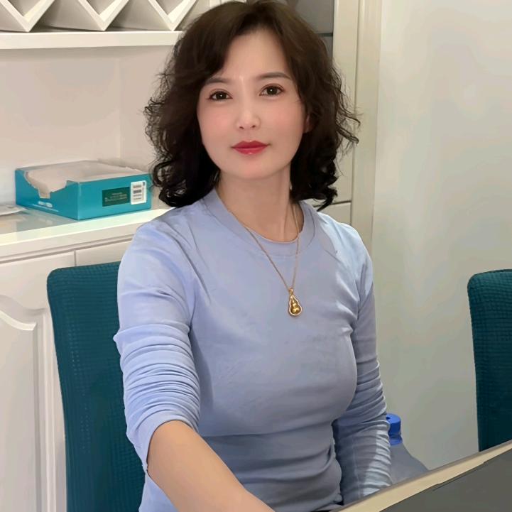 南北女装-四嫂