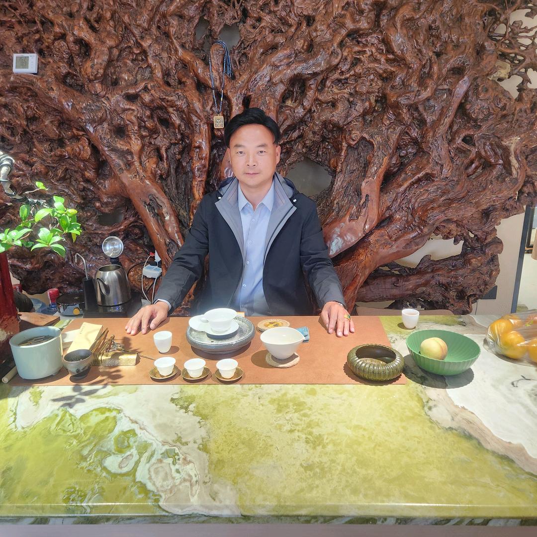 刘昊（正气凛然)