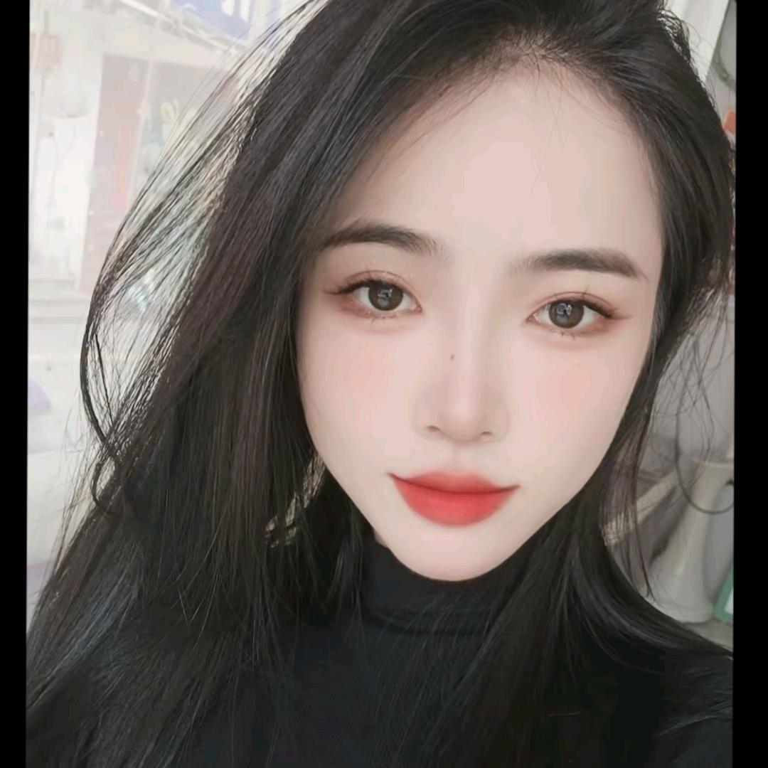 轩轩子撸妆