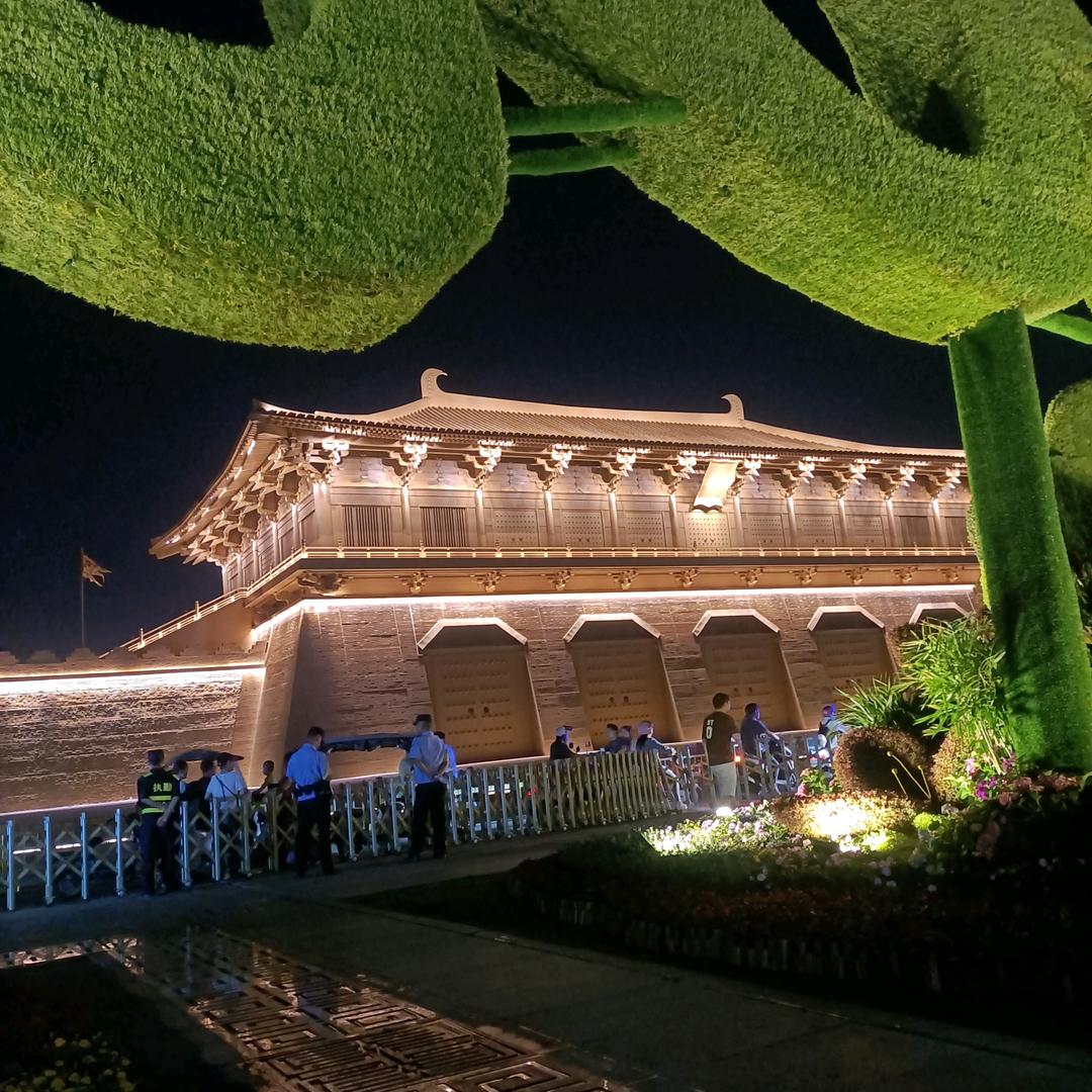 洪英