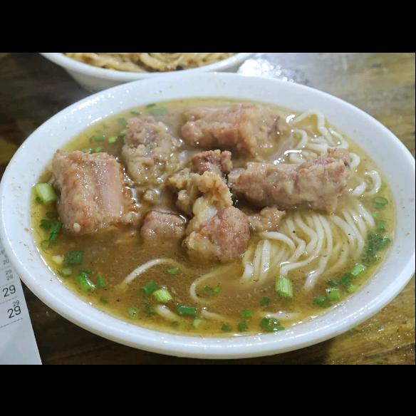 润孃排骨面