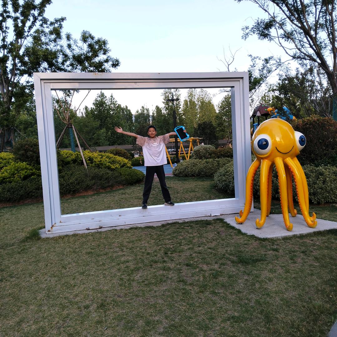 一个小小小小小博主