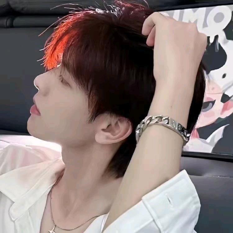 ℳ̶໌过客რ᭄