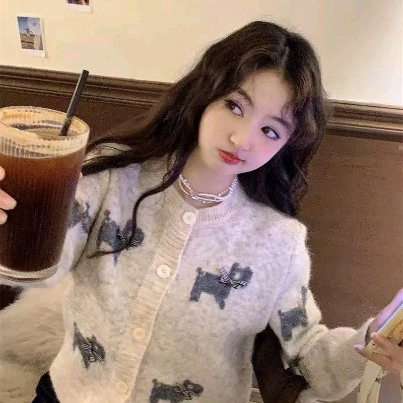 依梦毛衫工厂店