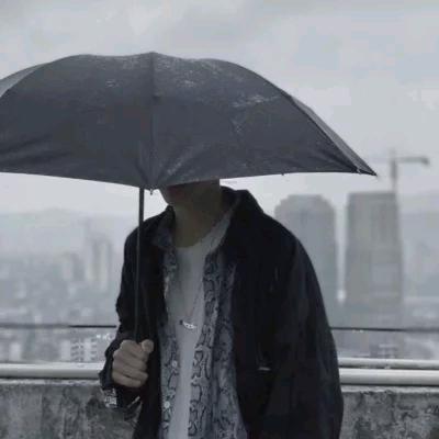 ღ᭄小刘同志🕊࿐