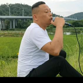 兵哥二手车（伤感情歌）