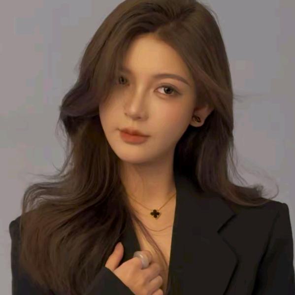 米叨叨精致穿搭