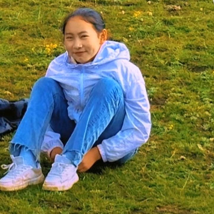 曲珍