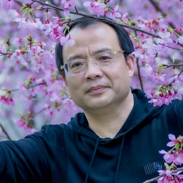 文志雄