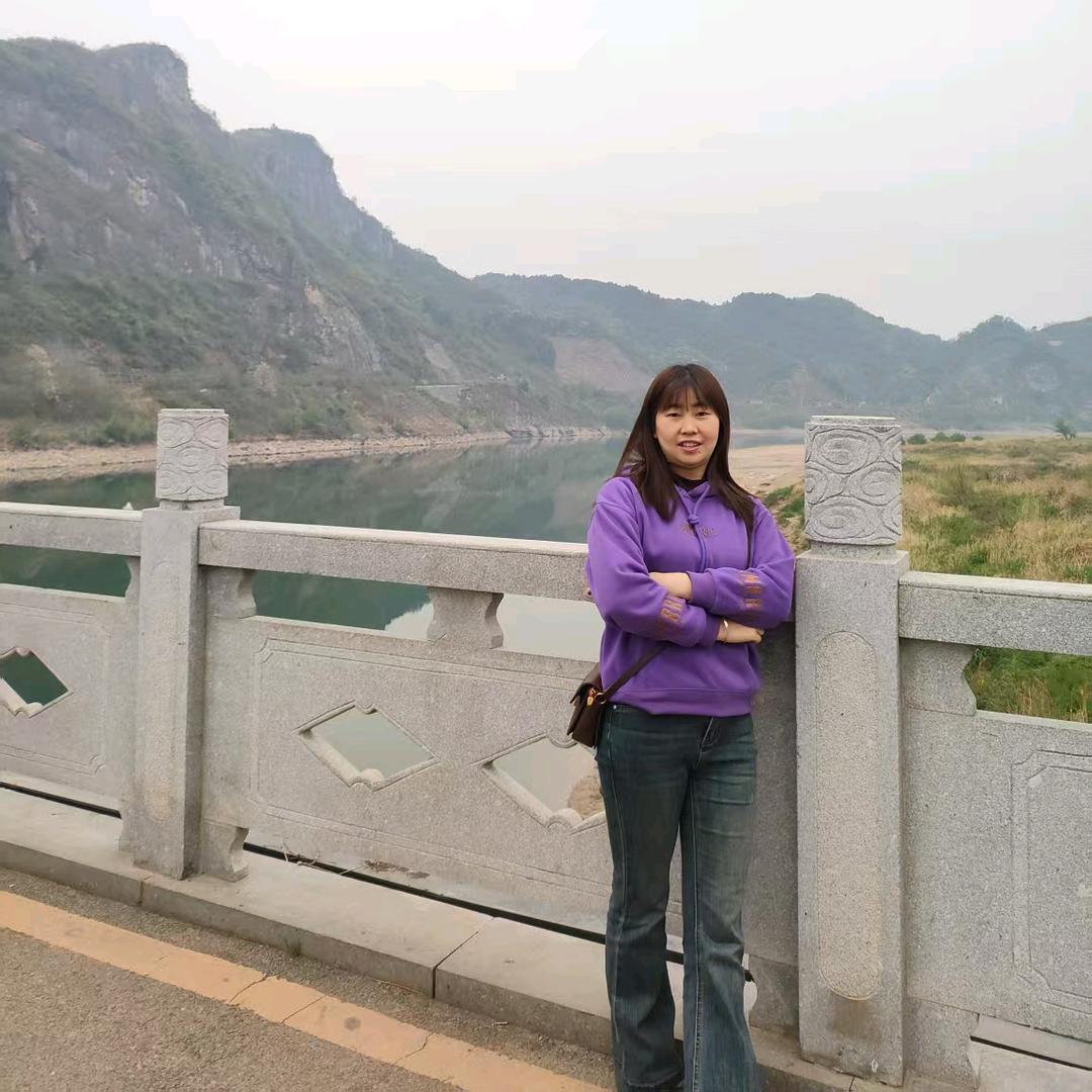 黄家妞