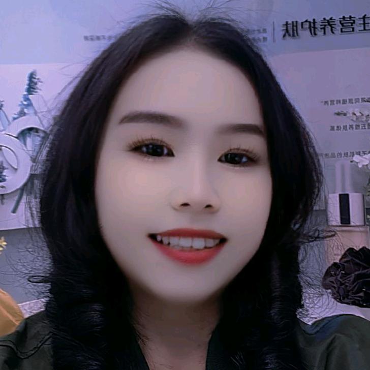 李金英