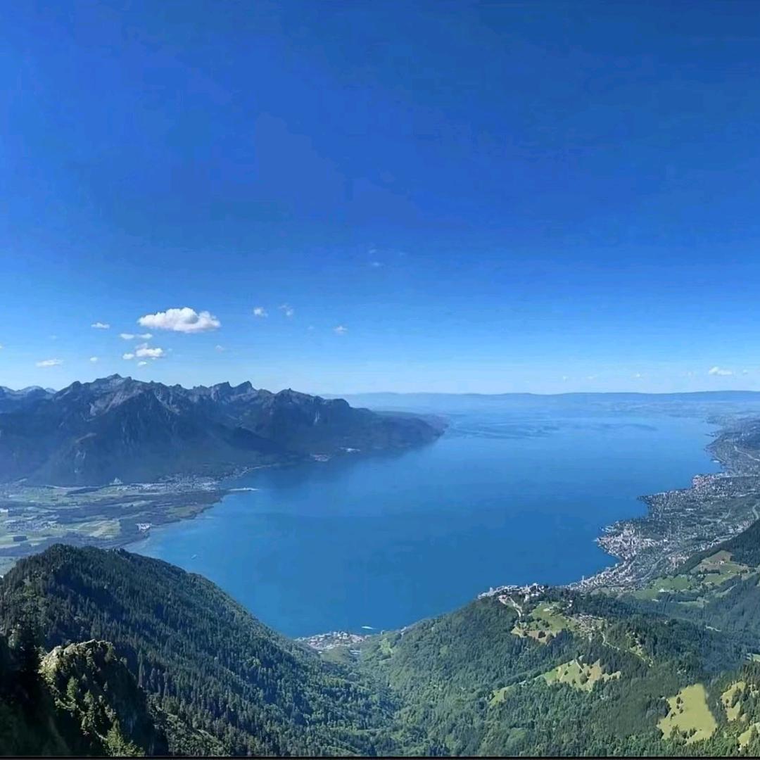 浩瀚。