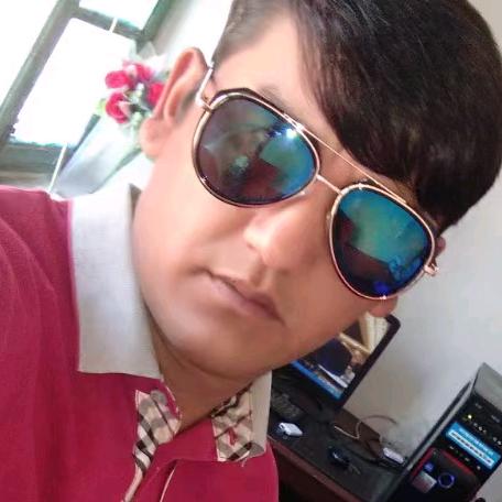 用户9826564878378