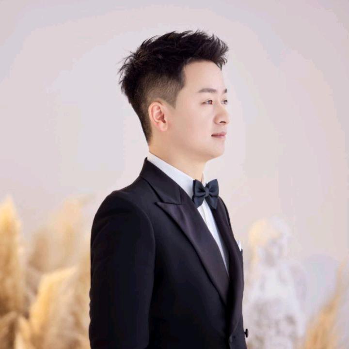 吴昊