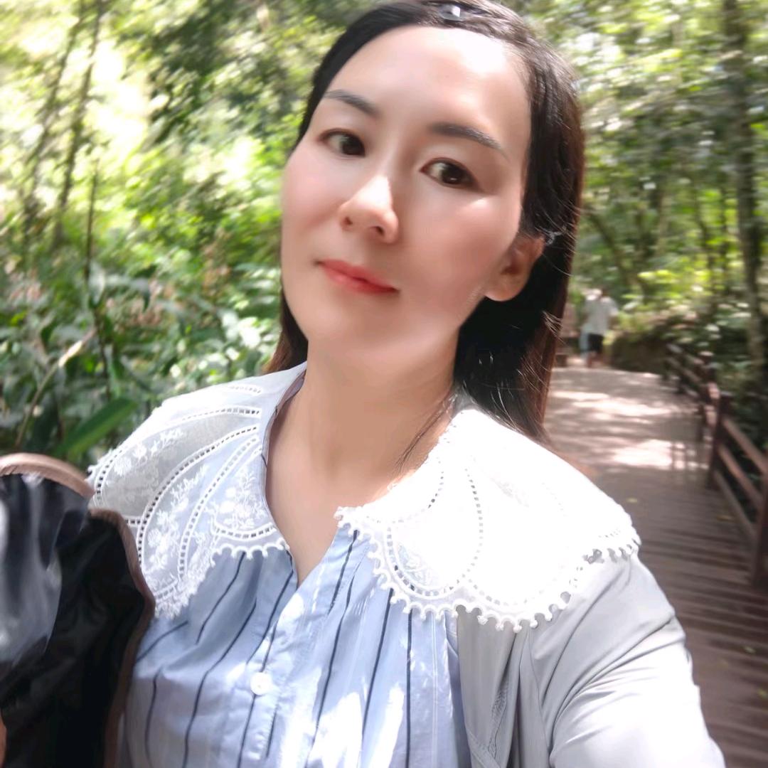 佳佳 爱穿搭 陈什么陈10.10皮草盛典