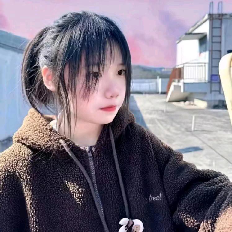 蒋欣月
