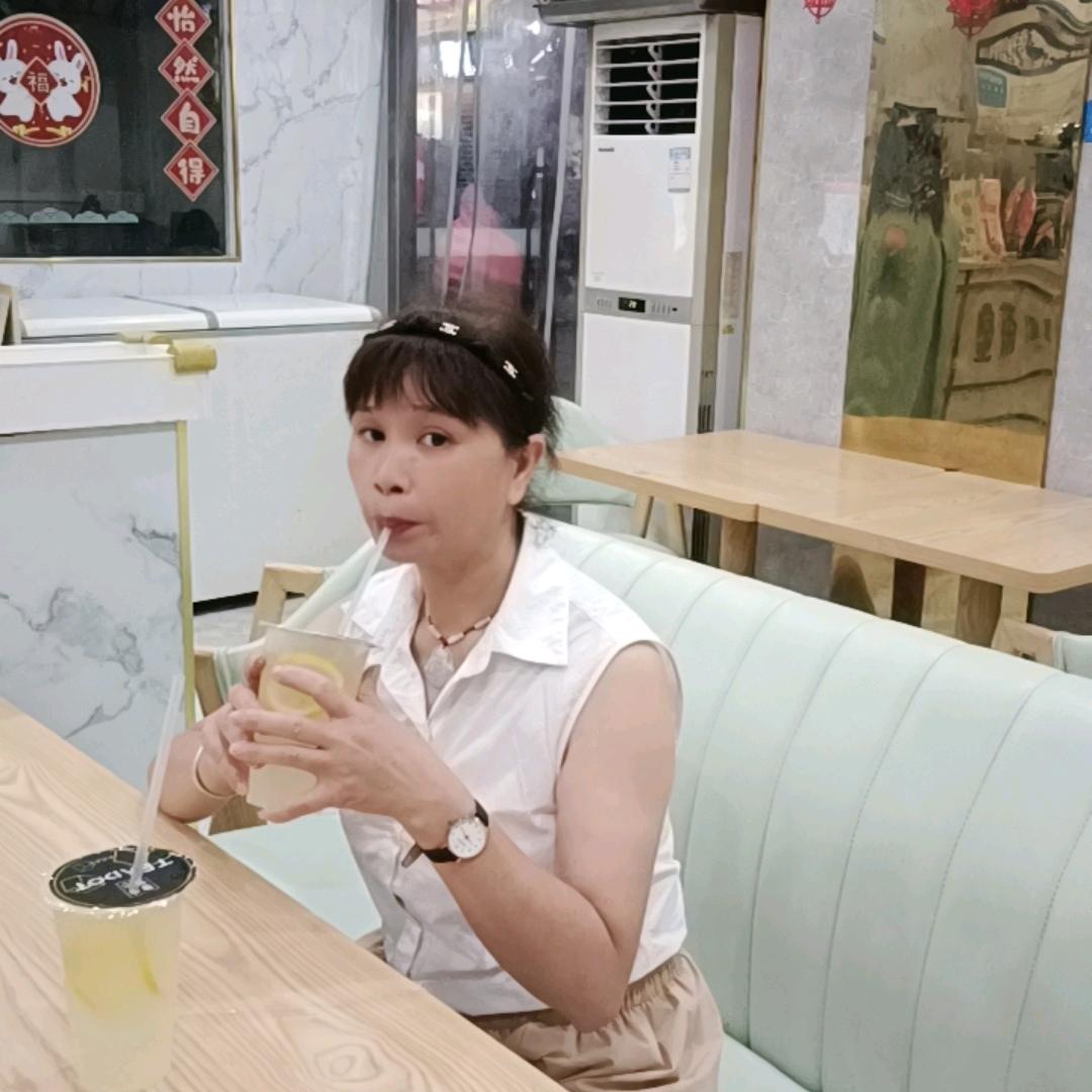 最开心的美美