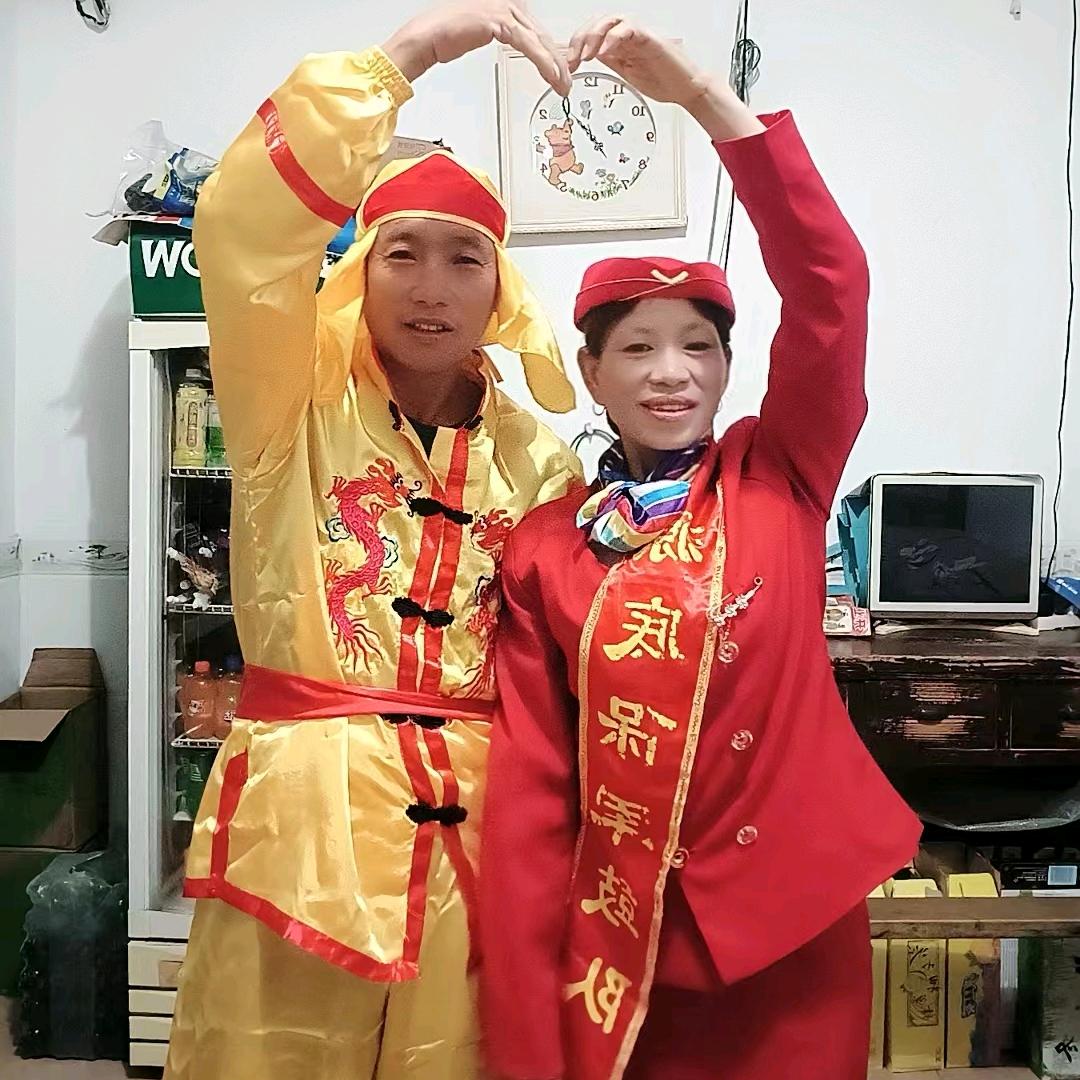 江姐爱跳舞💃💃